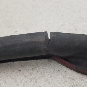 03-08 NISSAN 350Z Coupe Driver LH A-Pillar Upper Weatherstrip OEM 76861-CD000